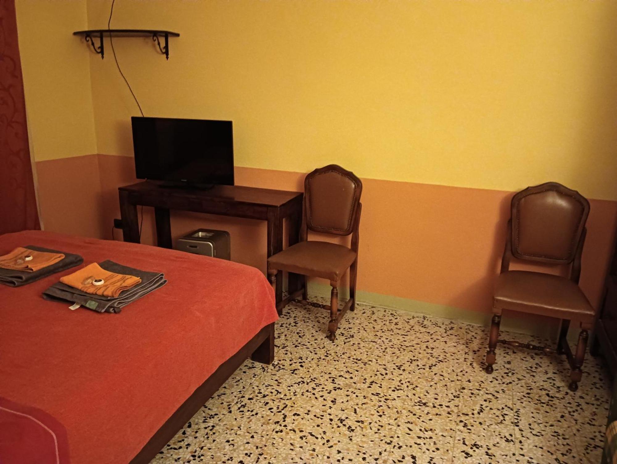 B&B I Tre Gatti Frassinello Exteriör bild